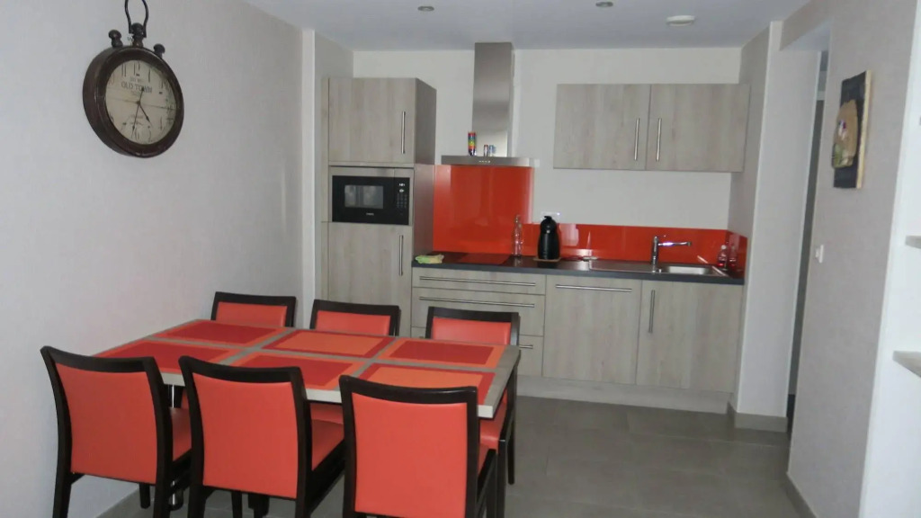 Yatt Hotel