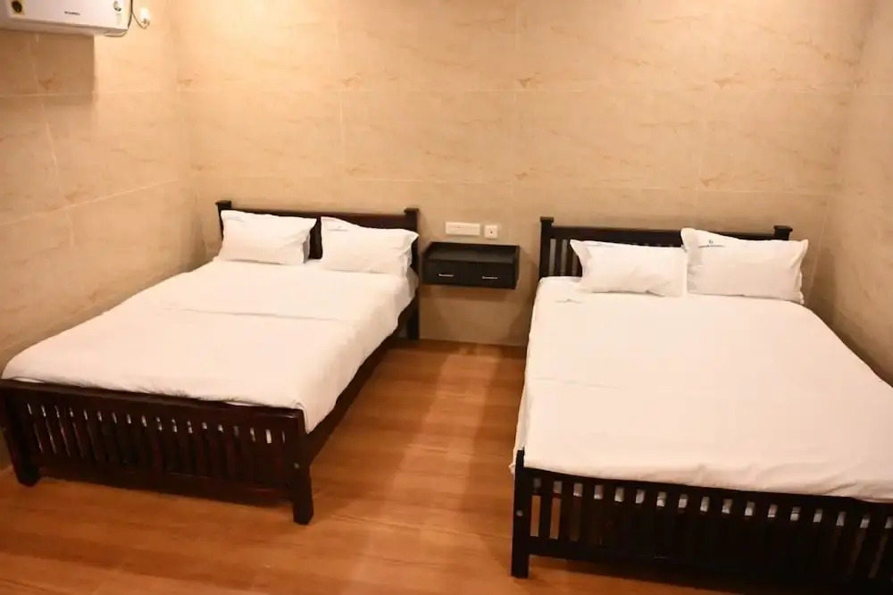 Collection O Tiruvannamalai Formerly Thangam Residency