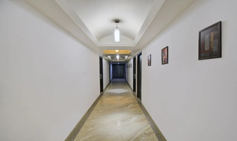 Treebo Maharaja Residency