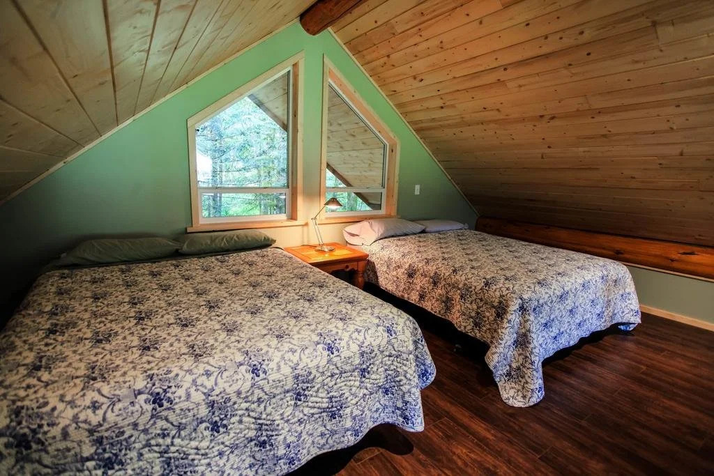 Bella Coola Grizzly Tours and Resort