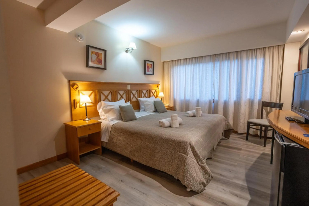 Altos Ushuaia Hotel & Resto