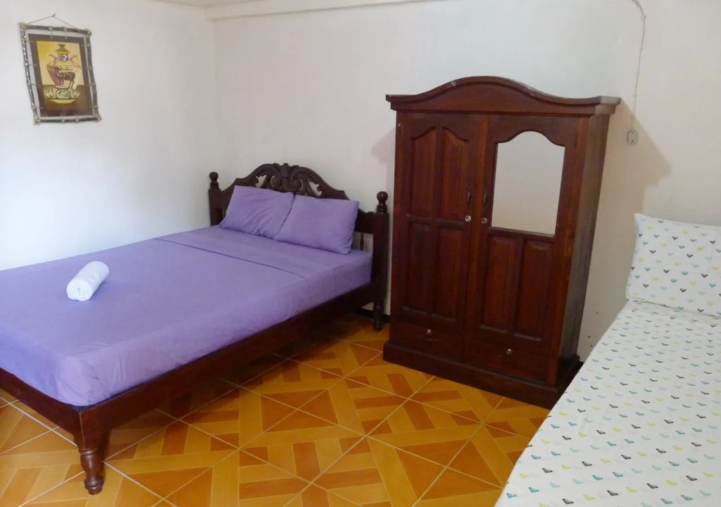 DLM Pensionne House