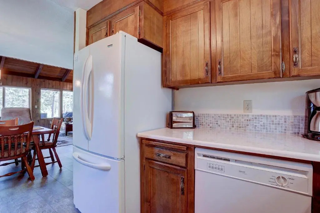 11 Camas-Hot Tub-4BR/2BA