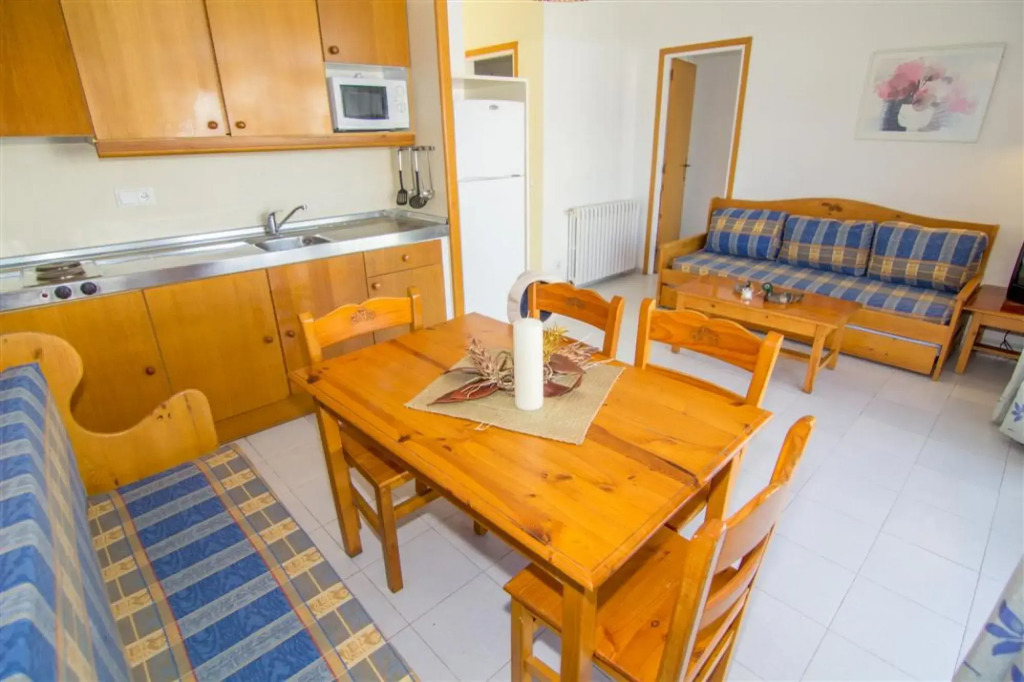 Rescator Resort 319 in Roses