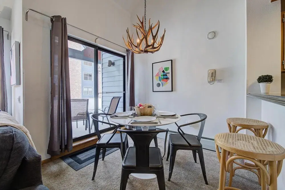 Ski-in Downtown Breckenridge Condo