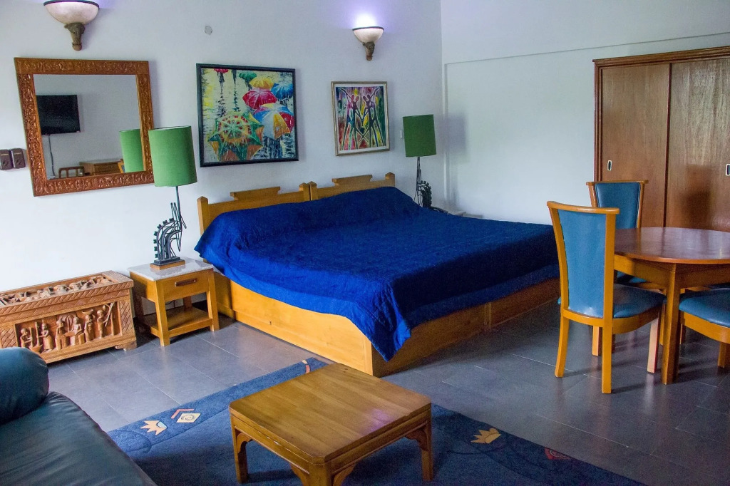 Elliotnass Hotel