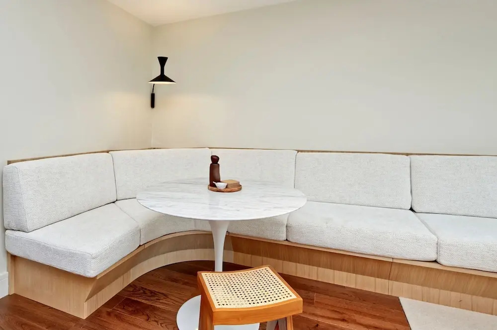 Luxury Designer Flat in Putney by Underthedoormat