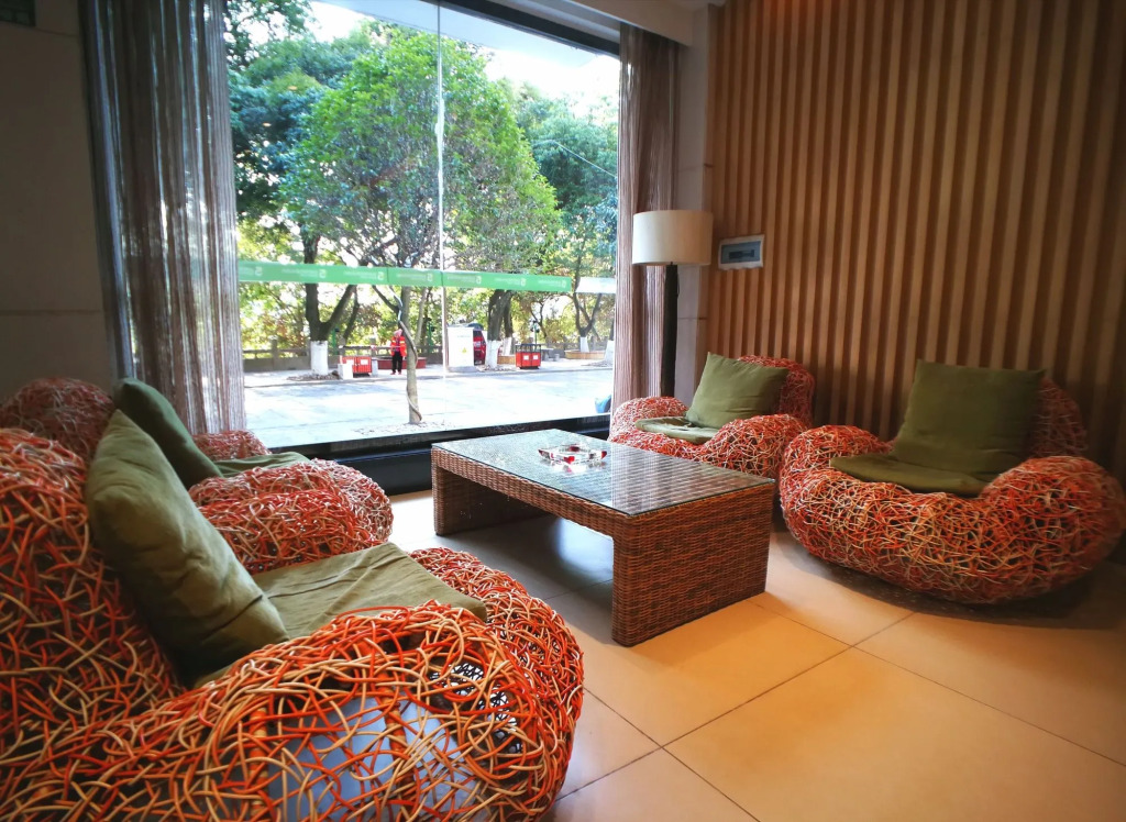 Wuyue Hotel Yangshuo West Street Branch