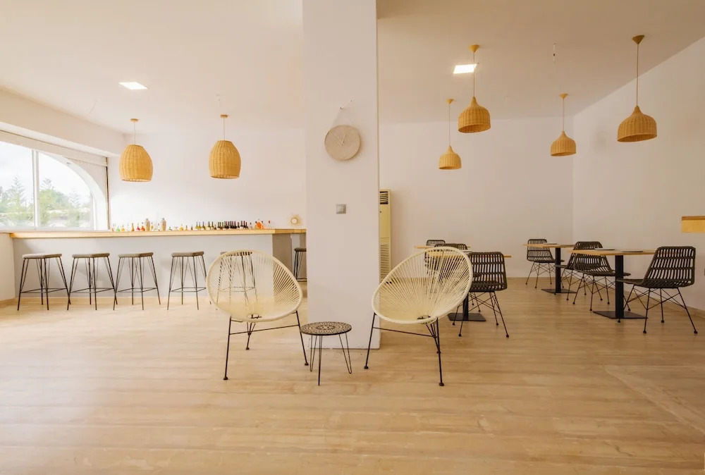 BOHOTEL Messonghi - Designer's Hotel
