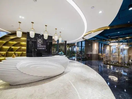 The Horizon Hotel