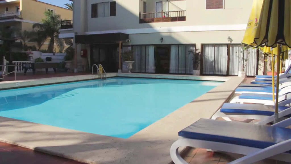 Hotel Don Manolito