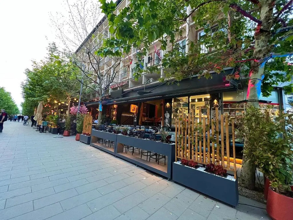 HOTEL LYBETEN