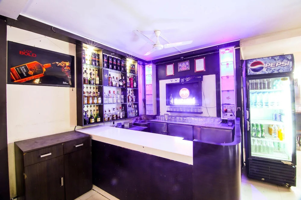 OYO 4940 Hotel Sea Rock