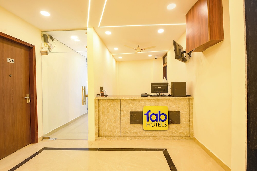 Fabhotel Pvs Grand