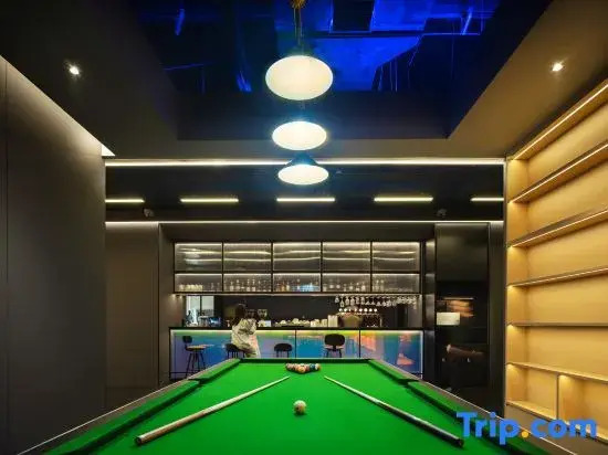 Youshi Hostel (CBD International Exhibition Center Zhongyi West Road Subway Station)