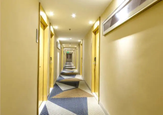 City Comfort Inn Guilin Department Store