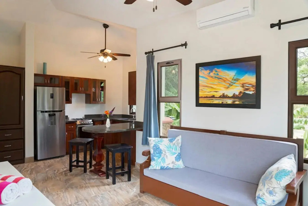 Mi Casa Soñada (House & Studio)