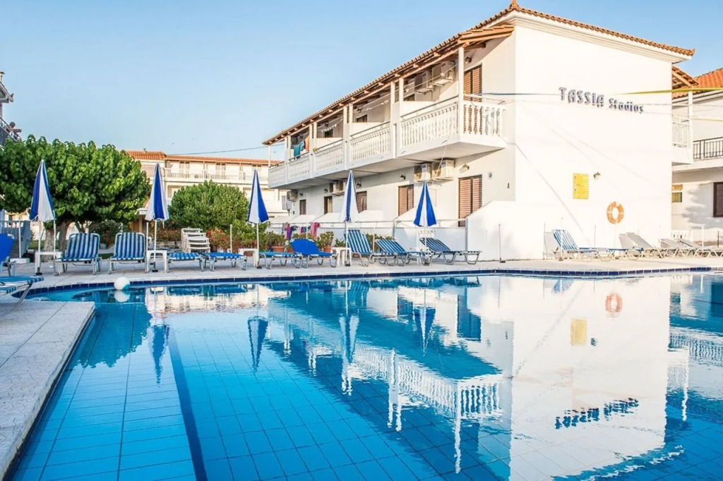 Hotel Tassia for families & couples