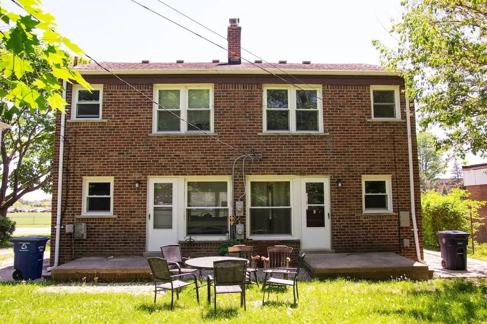 Two Bedroom West Stadium Bungalow - Unit 524