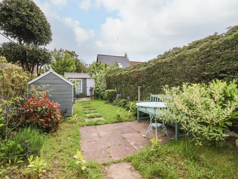 Sea Mouse Cottage