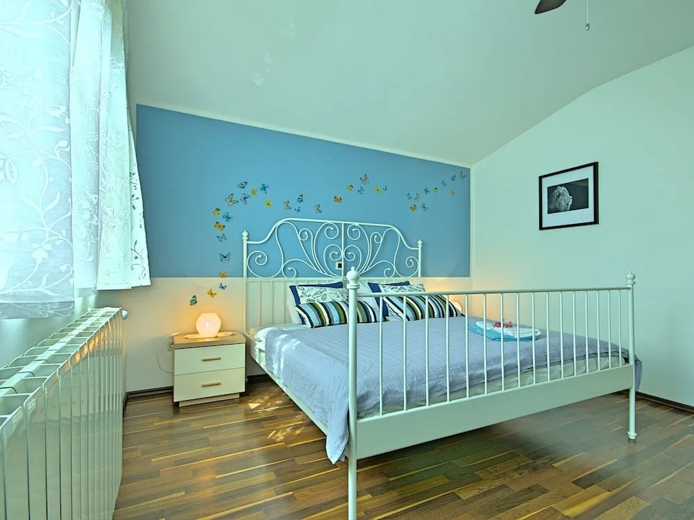 Nice Detached House on the Outskirts of Rovinj And Only 400m From the Beach