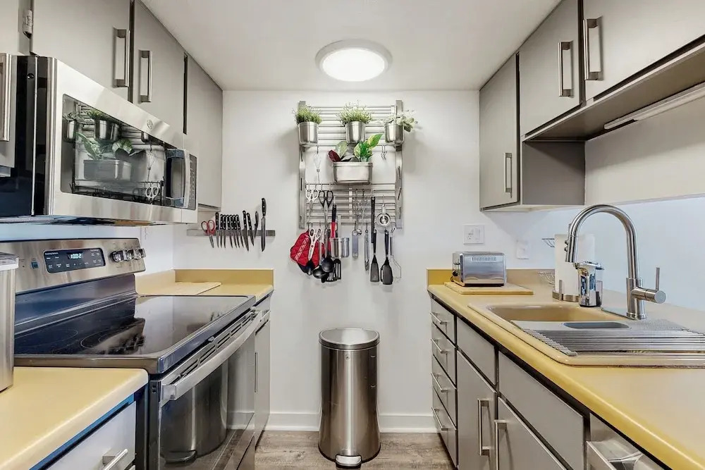 Mtn-view Balcony: Condo 6 Mi to Dtwn Phoenix