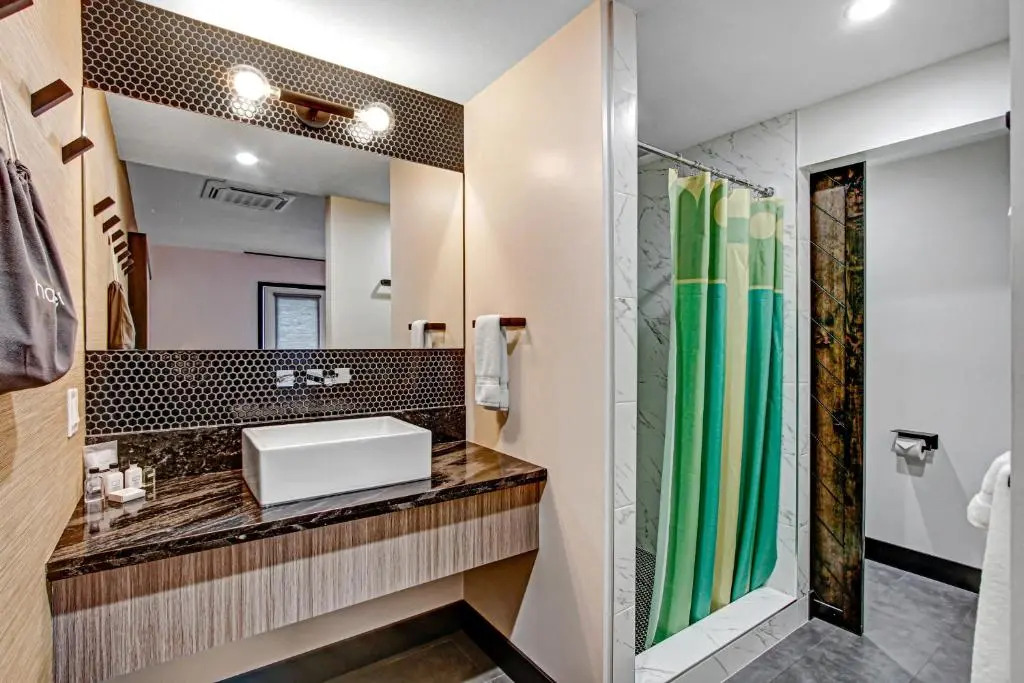 Mahala - 21 and Over - A Town & Desert Boutique Hotel