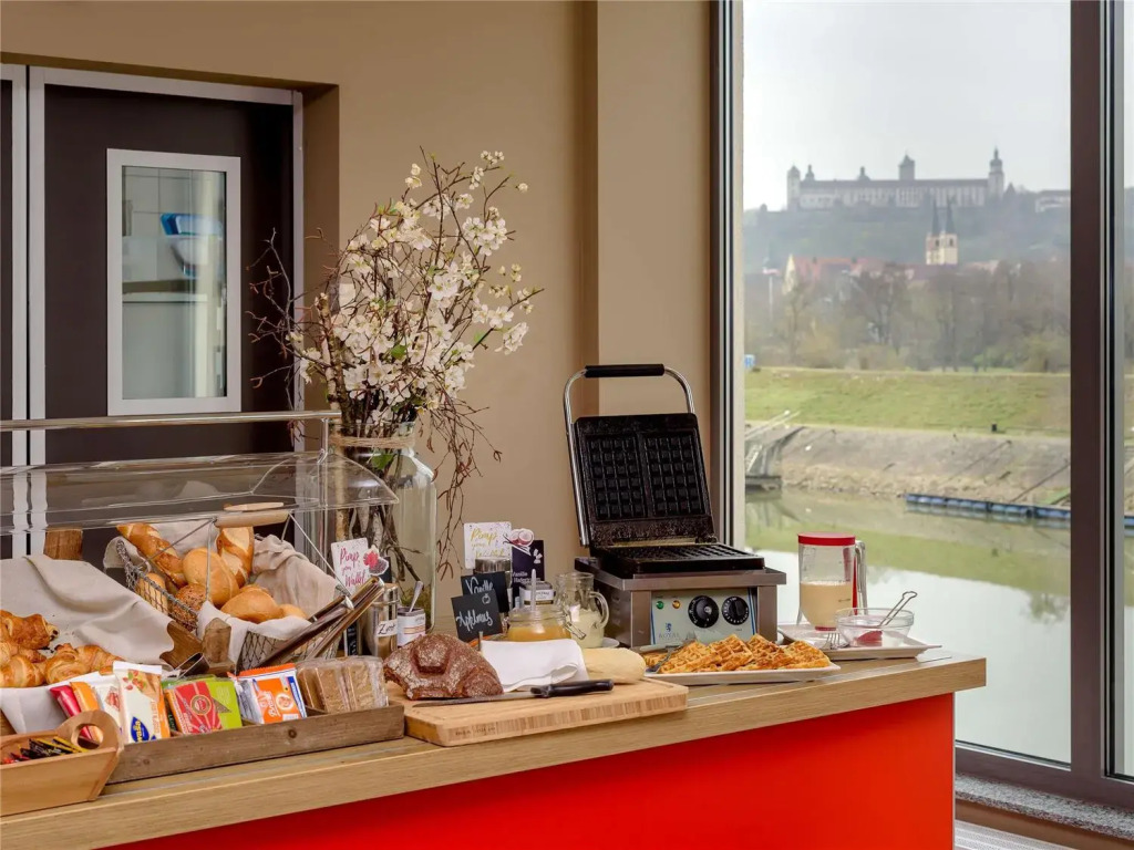 ibis Hotel Würzburg City