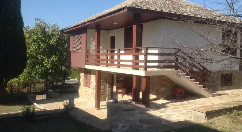 Villa Estate