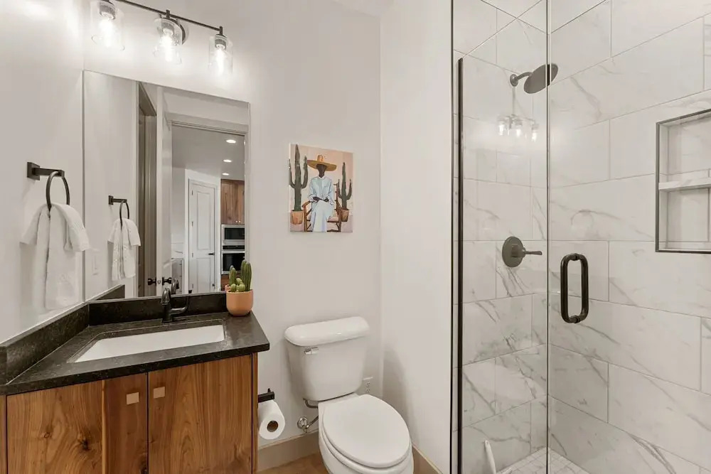 Country Is Cool Again 5 Bedroom Townhouse