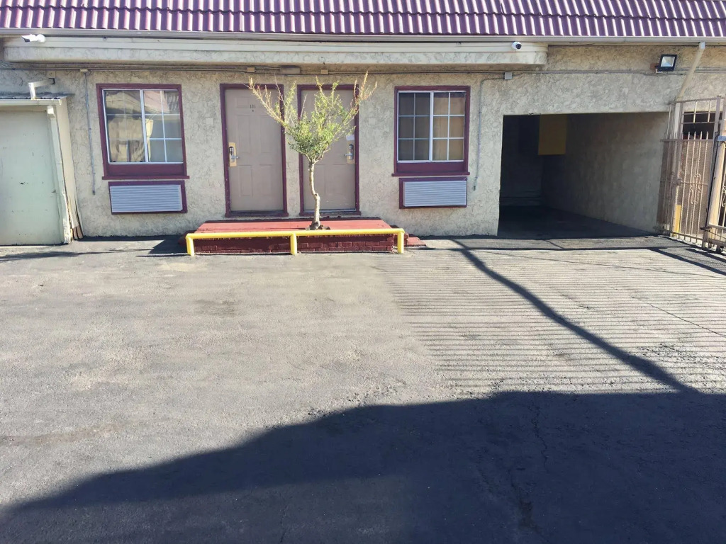 Harris Motel
