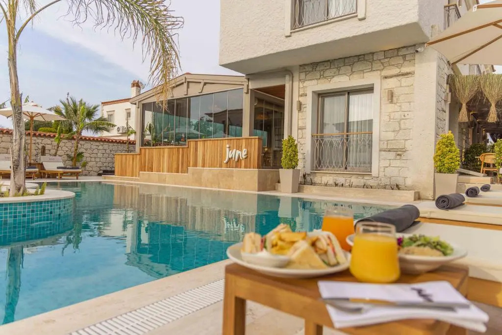 June Alaçatı Adult Only