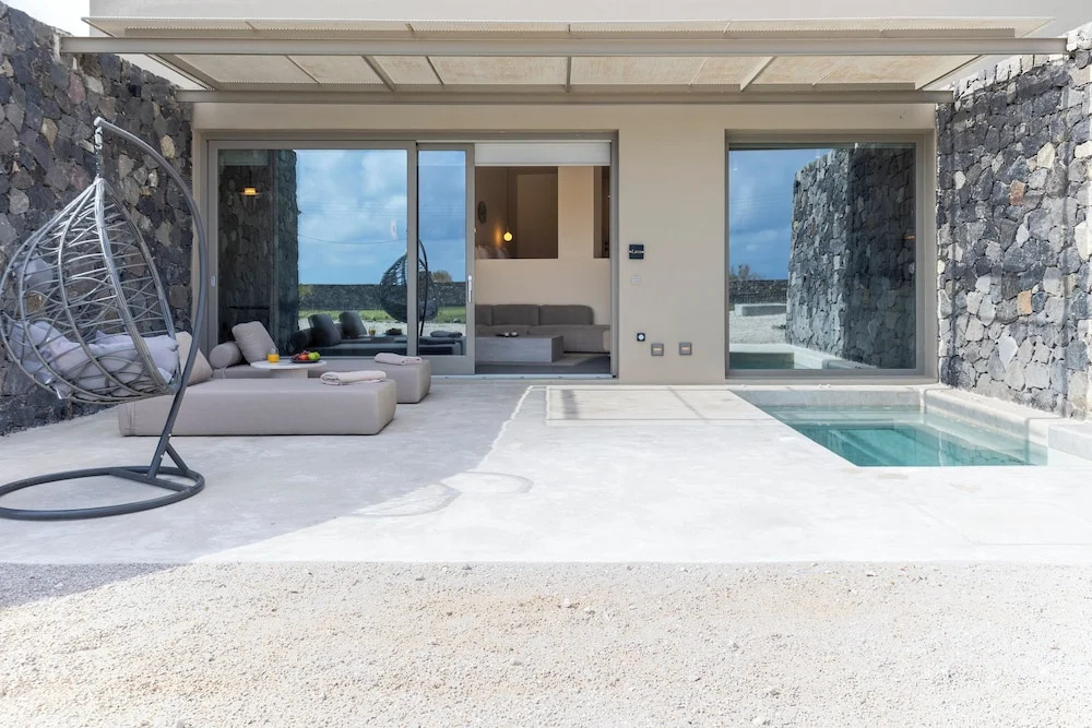 Santopaz Suites