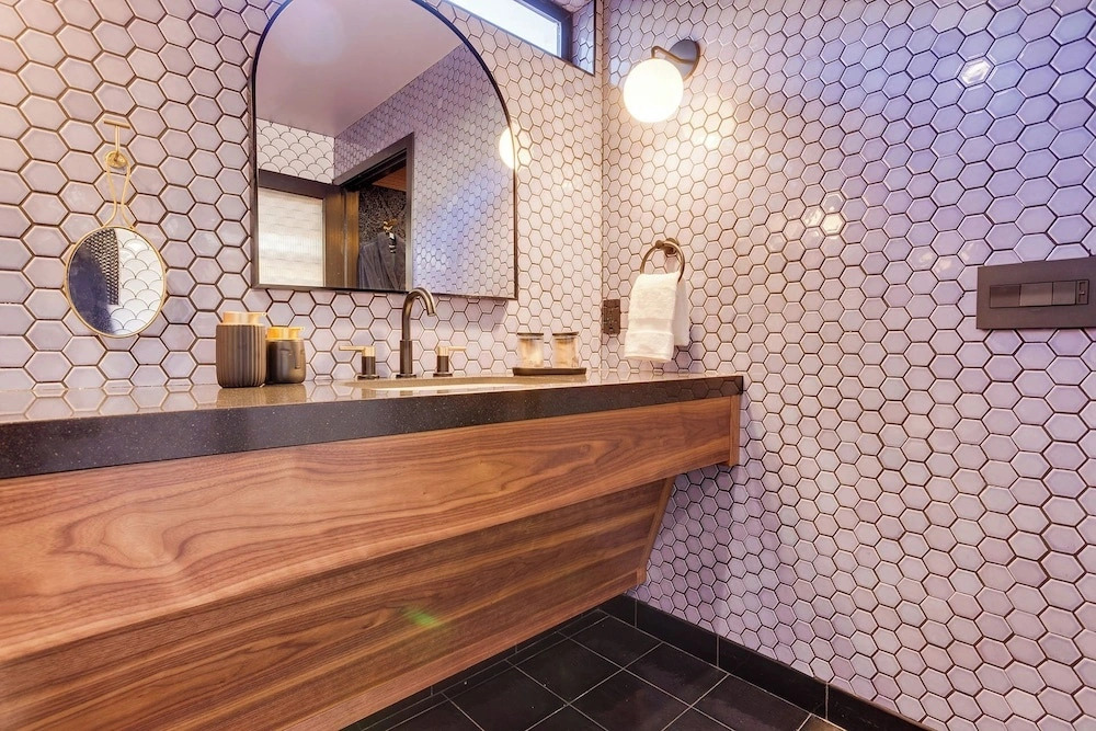 The Louie Boutique Motel