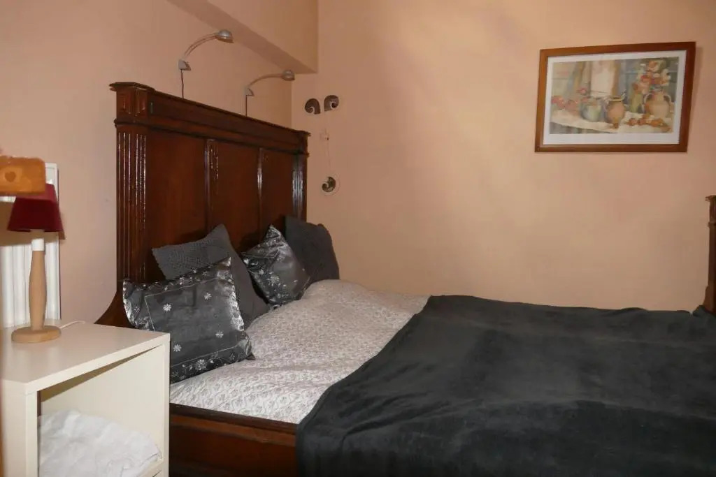 Apartments Cour dAix