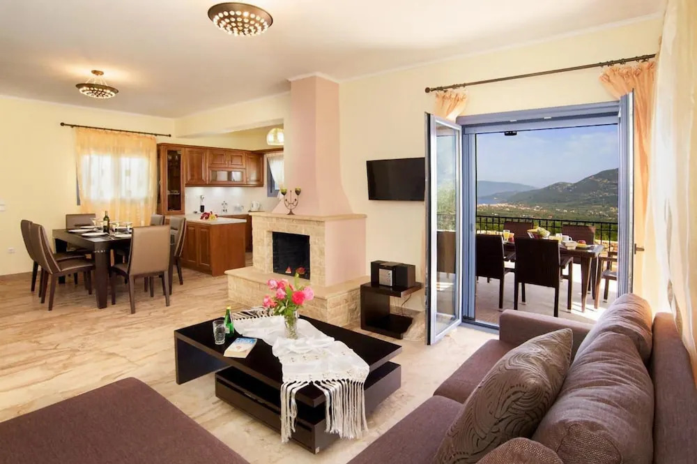Sunrise Villa With 3 Bedrooms and 3 Bathrooms