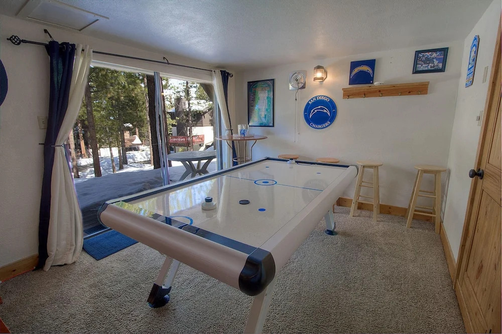 Pinehill Ponderosa by Lake Tahoe Accommodations