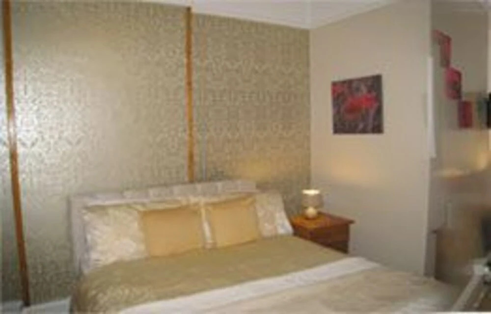 The Clovelly Hotel