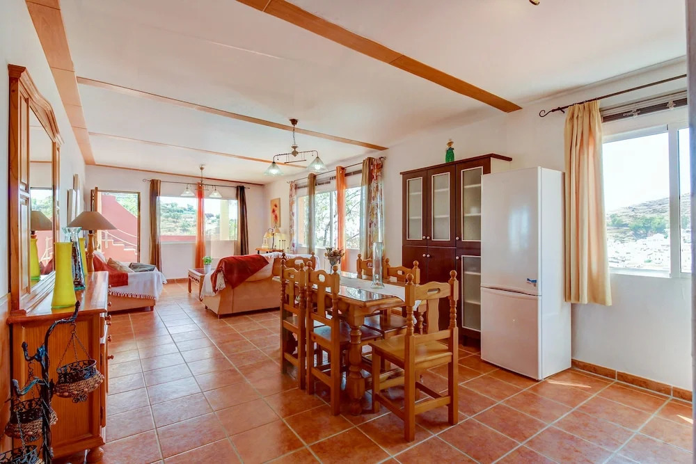 Villa Benama by Villa Plus
