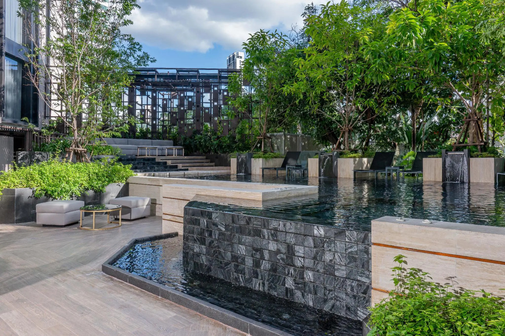 Gardina Asoke Hotel & Residence