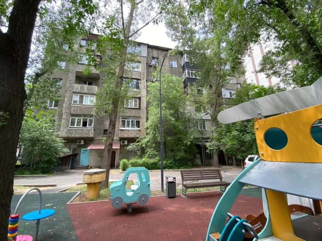 Наурызбай батыра 52 угол Гоголя, АРБАТ ЦЕНТР города 1комн