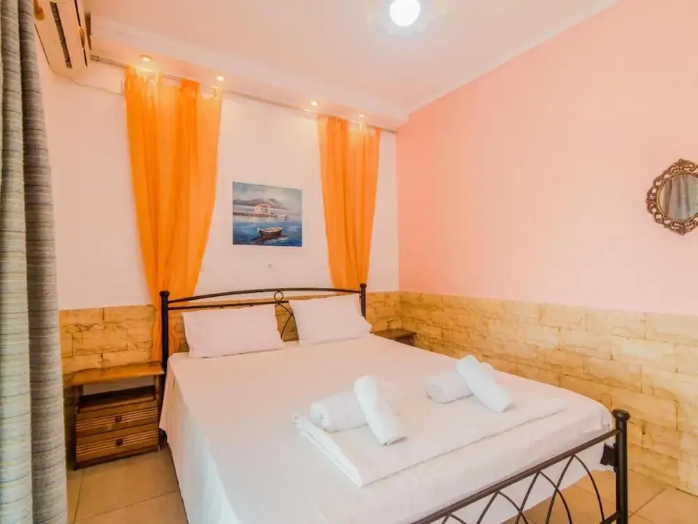 Apartment in Mpenitses With Shared Pool