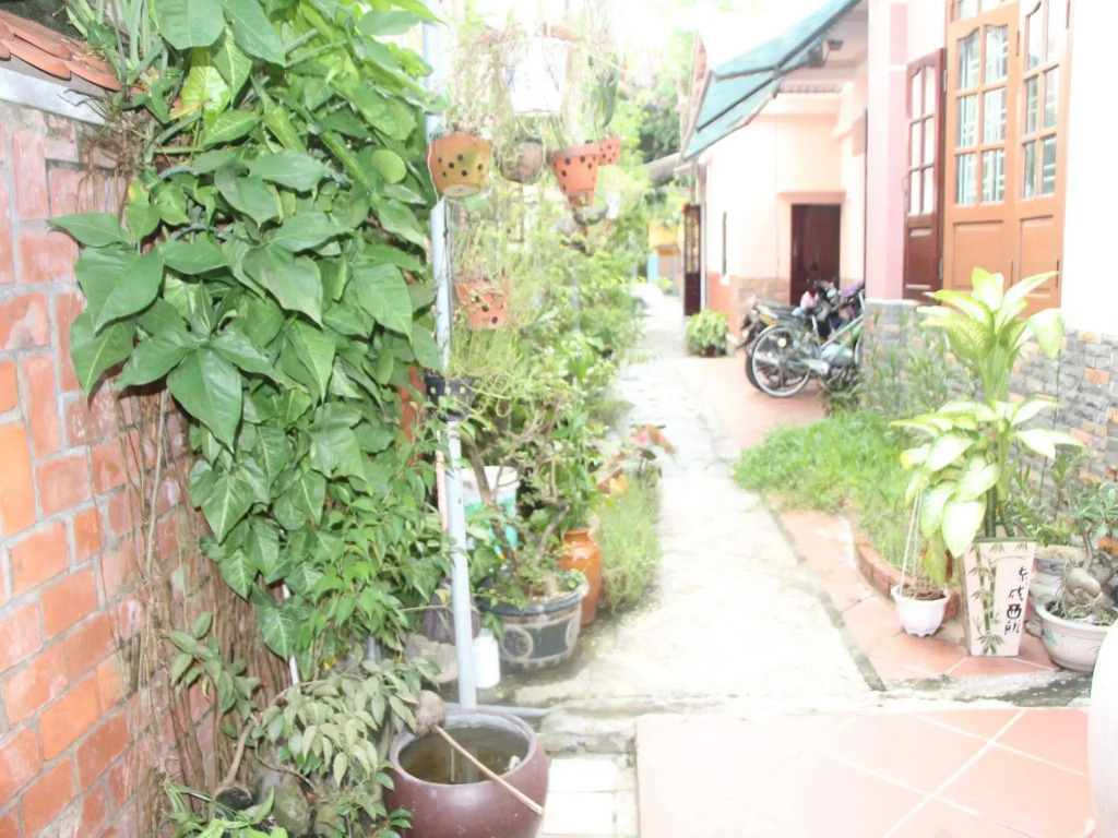 Red Ceramics Homestay
