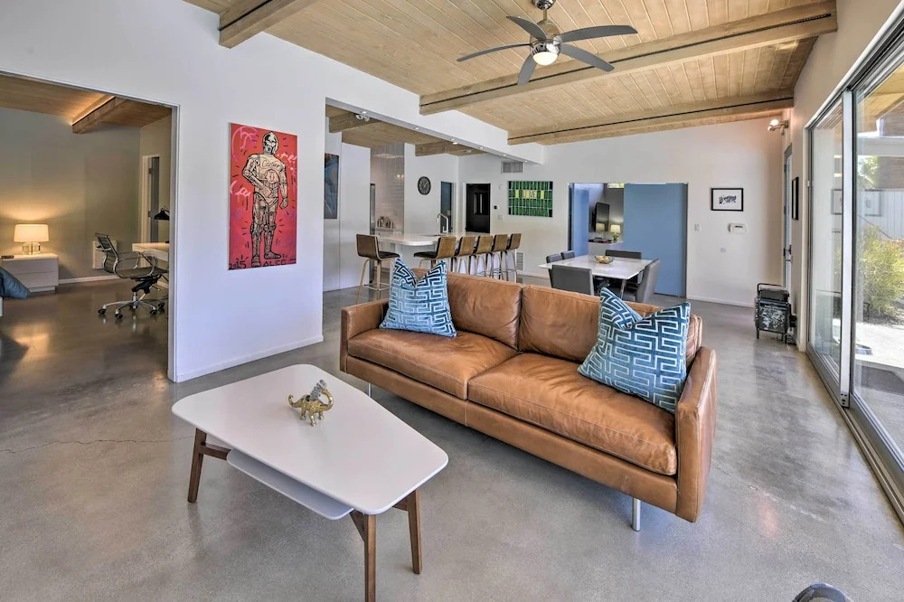 Palm Springs Home w/ Private Pool & Hot Tub!