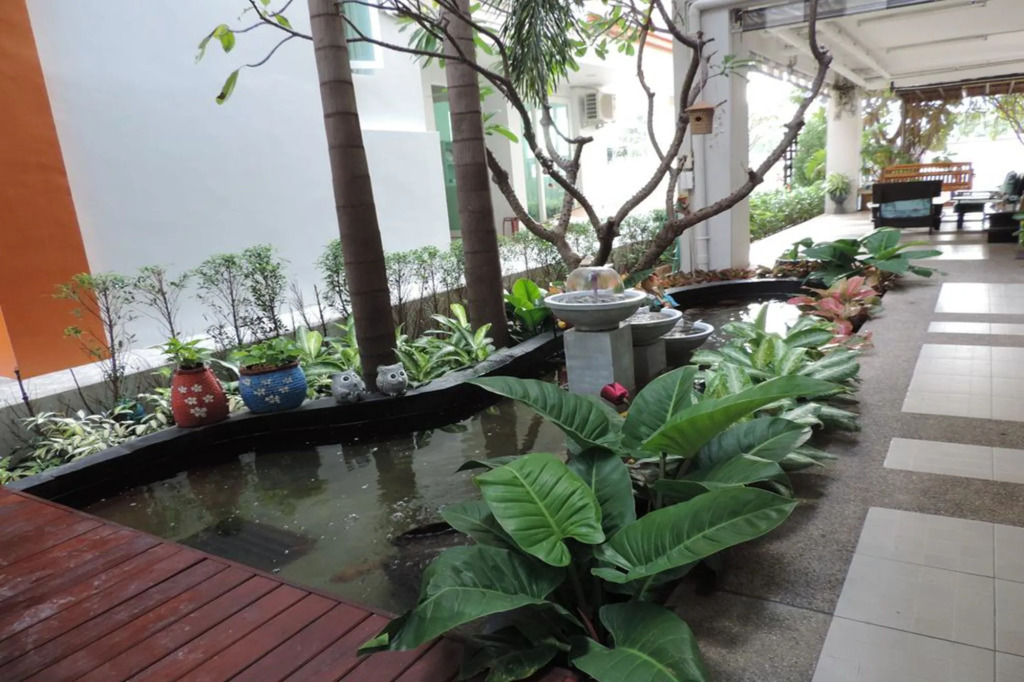 The Garden Living