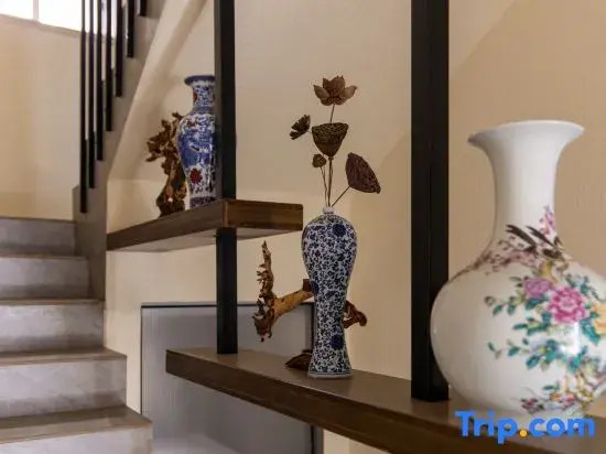 Weishi · Air Qieman Xiangmo Homestay (Dali Ancient City South Gate)