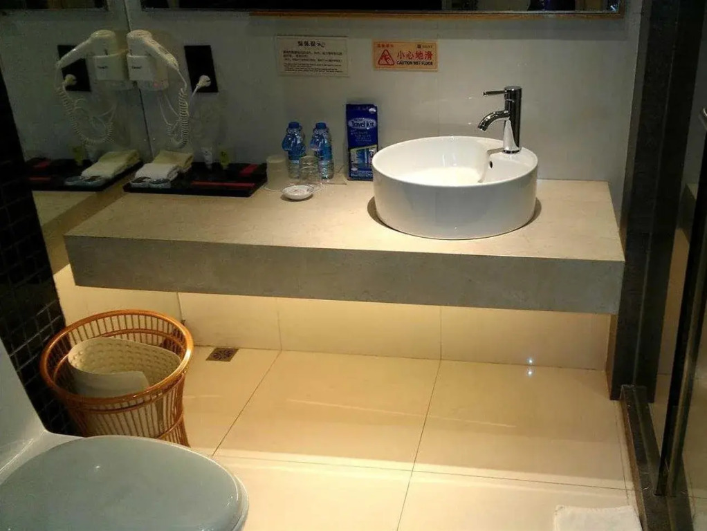 Ginza Business Hotel - Dongguan