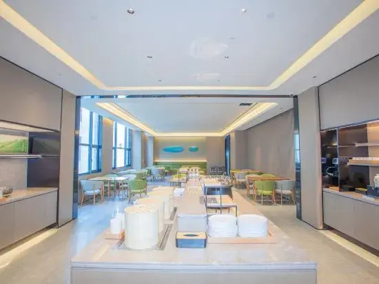 JI Hotel (Nantong Railway Station Forest Safari Park)