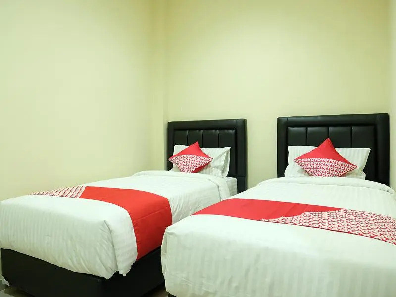 Hotel Mustika by OYO Rooms
