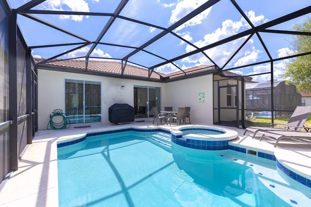 Newly Remodeled Villa With Pvt Pool, Spa Pool, And Game Room by Redawning